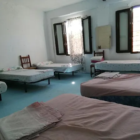 Kemping Surf House Playa