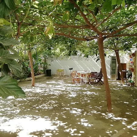 Surf House Playa Kemping *