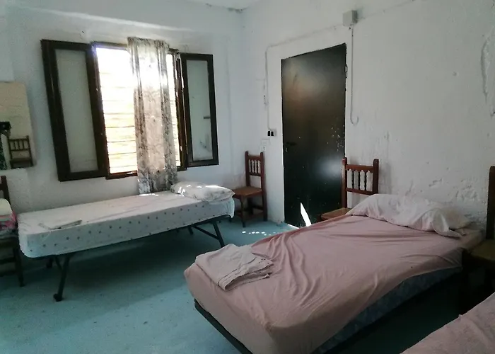 Surf House Playa Kemping *