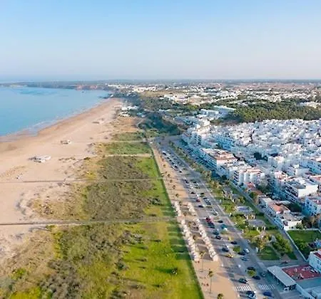 Кемпінг Surf House Playa