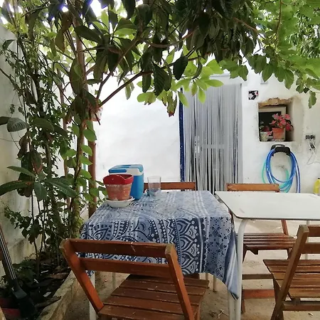 Surf House Playa * Коніль-де-ла-Фронтера