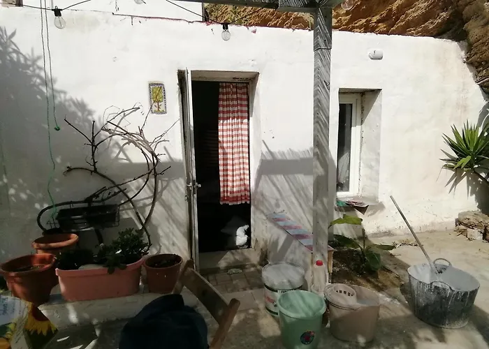 Surf House Playa Camping *