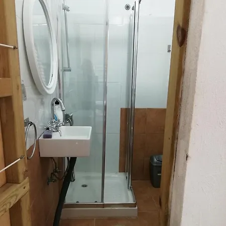 Surf House Playa 科尼尔-德拉弗龙特拉