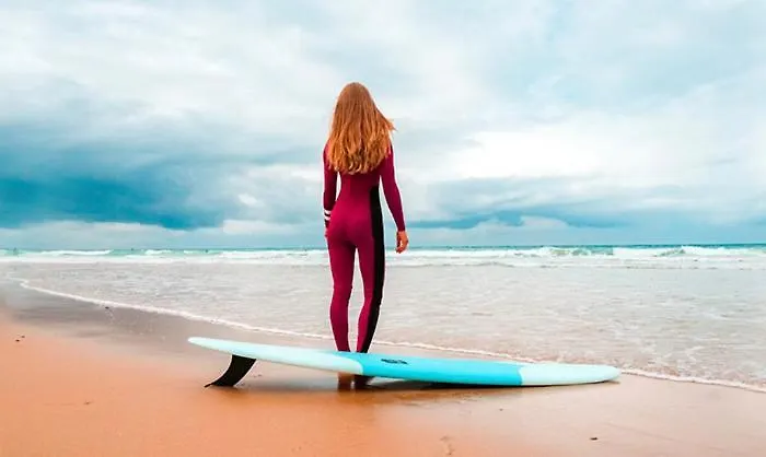 Surf House Playa Кониль-де-ла-Фронтера