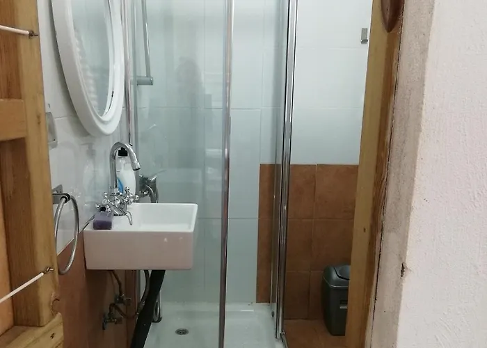 Surf House Playa Кониль-де-ла-Фронтера