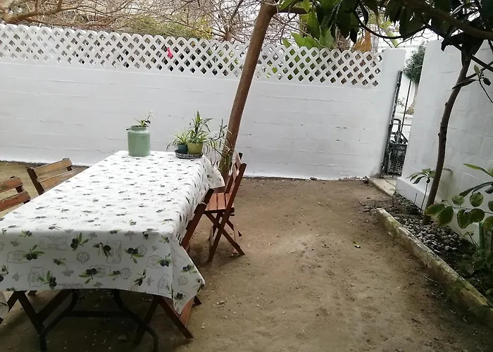 Surf House Playa * Кониль-де-ла-Фронтера