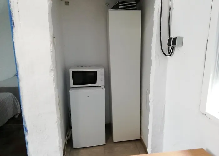 Кемпинг Surf House Playa Кониль-де-ла-Фронтера